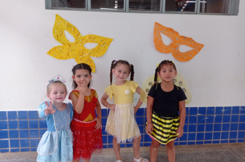 Foto - Desfile de Fantasias nas Escolas