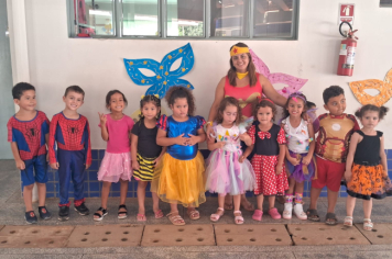 Foto - Desfile de Fantasias nas Escolas