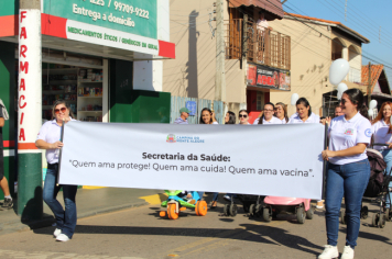 Foto - Desfile Cívico 2025