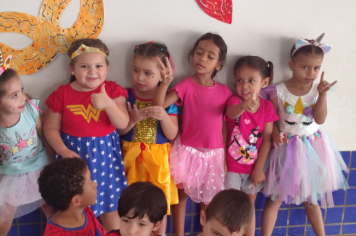 Foto - Desfile de Fantasias nas Escolas