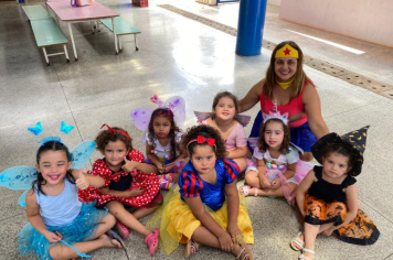 Foto - Desfile de Fantasias nas Escolas