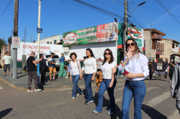 Foto - Desfile Cívico 2025