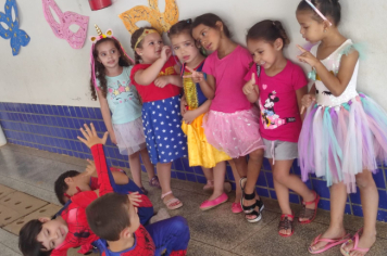 Foto - Desfile de Fantasias nas Escolas